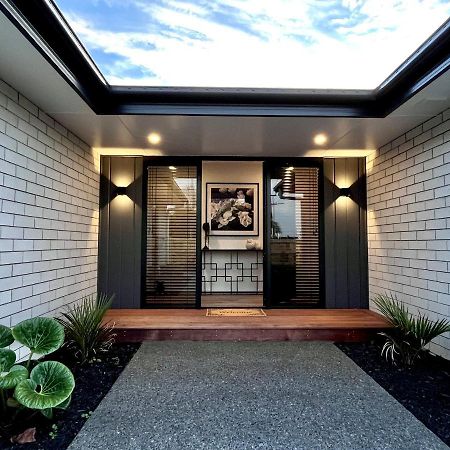Luxury Villa, Central, Golf And Cafes - By Kosh Bnb Hamilton Esterno foto